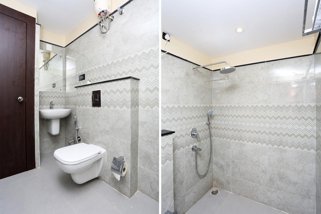 Hotel Golden Orchid Бхубанешвар Екстериор снимка